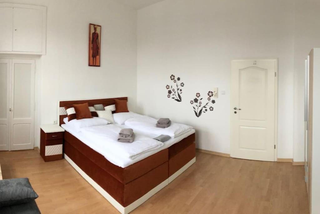 Apartmenthaus Am Bahnhof Detmold Buitenkant foto