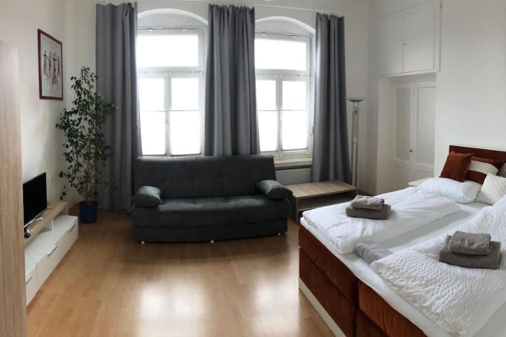 Apartmenthaus Am Bahnhof Detmold Buitenkant foto