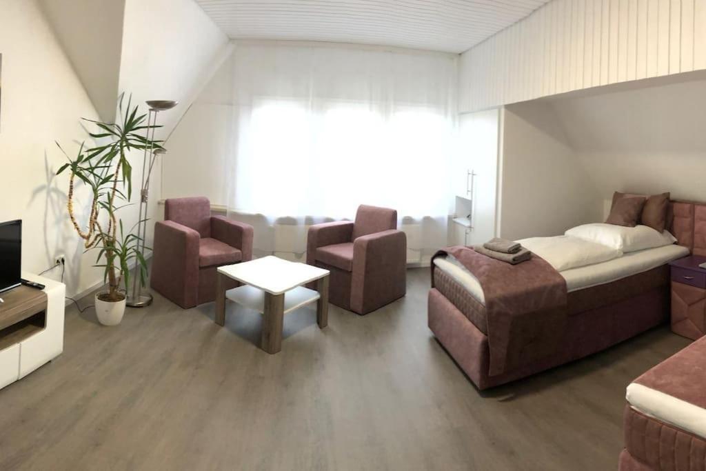 Apartmenthaus Am Bahnhof Detmold Buitenkant foto