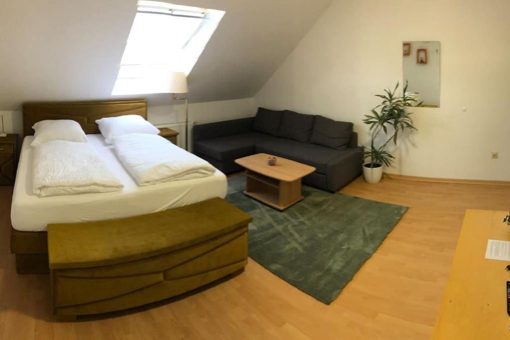 Apartmenthaus Am Bahnhof Detmold Buitenkant foto
