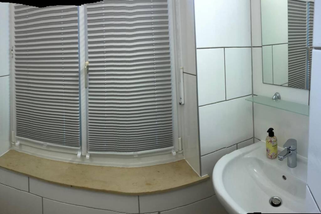 Apartmenthaus Am Bahnhof Detmold Buitenkant foto