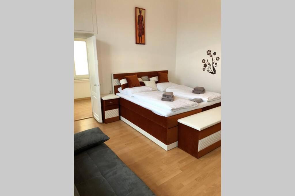 Apartmenthaus Am Bahnhof Detmold Buitenkant foto