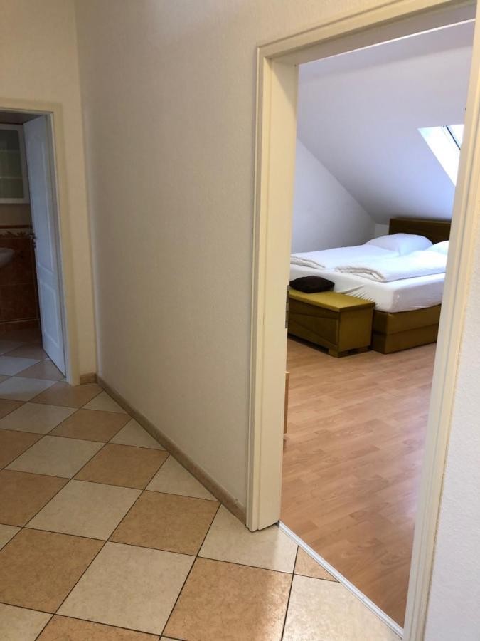 Apartmenthaus Am Bahnhof Detmold Buitenkant foto