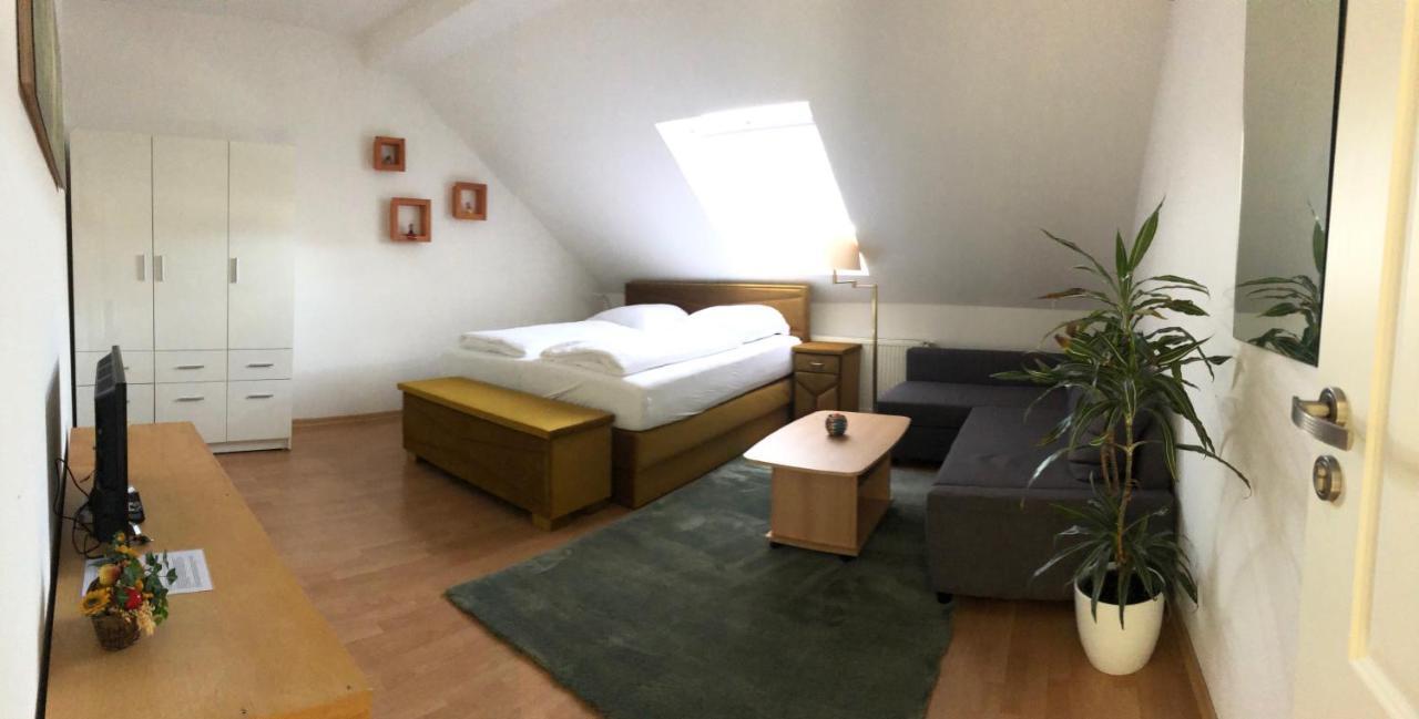 Apartmenthaus Am Bahnhof Detmold Buitenkant foto